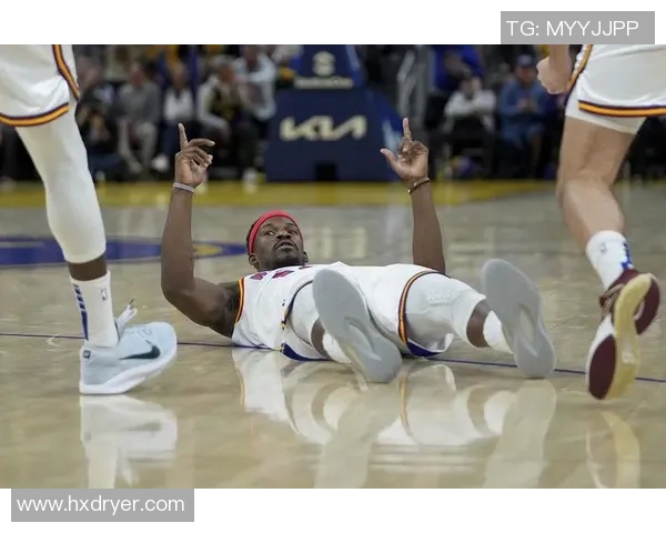 吉米巴特勒领衔热火队奋战季后赛展现超强领导力与团队精神