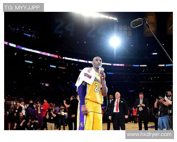 科比传奇：从篮球之神到永恒偶像的辉煌人生与精神传承