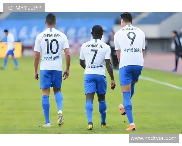 马卡萨主场迎战巴厘联球队争夺胜利的激烈对决即将上演